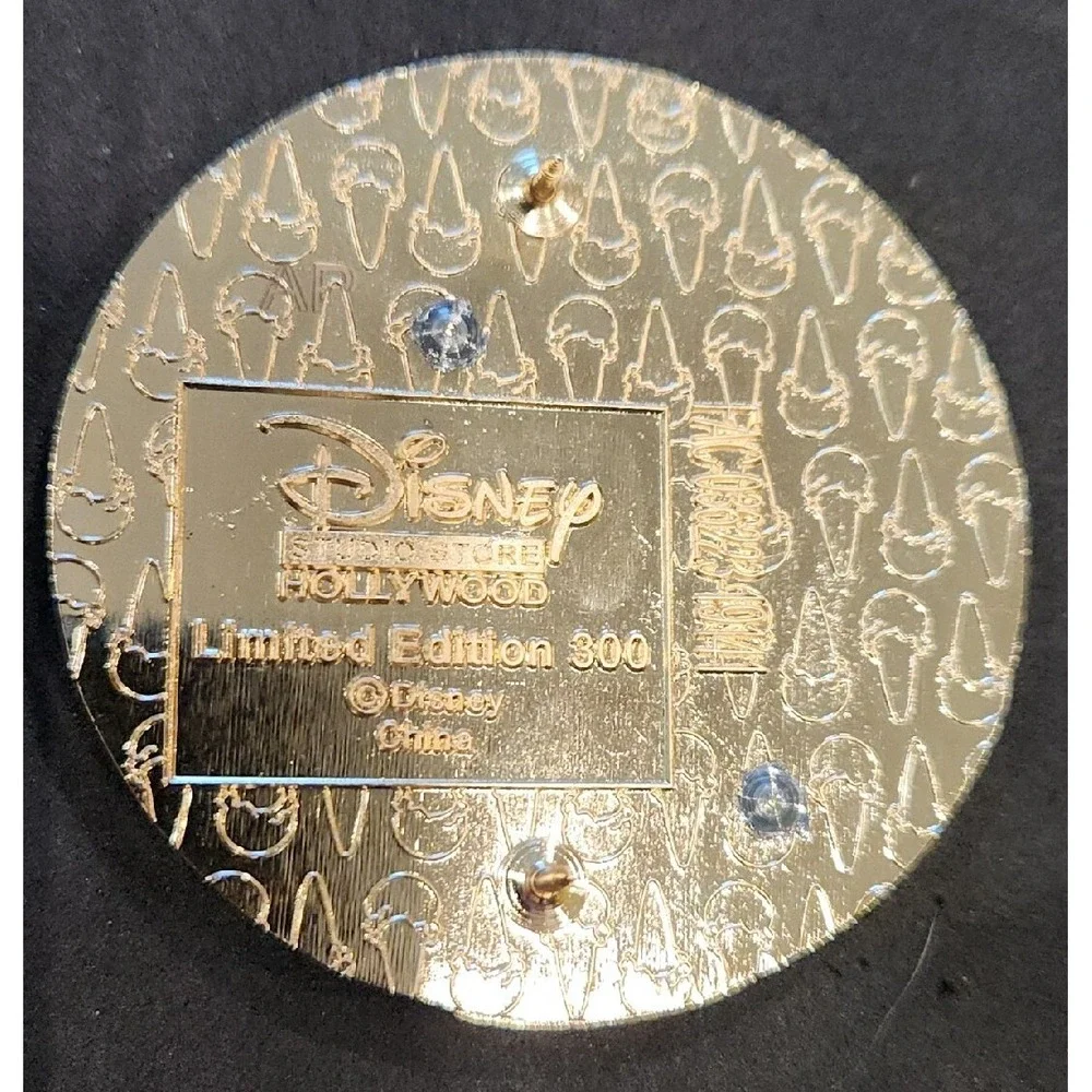 Disney‎ Pin Enchanted Narissa Villain Dark Queen Tales AP Artist Proof 00000